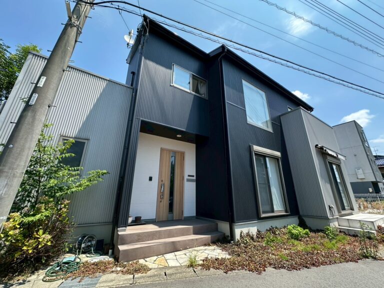 北市場本町二丁目戸建